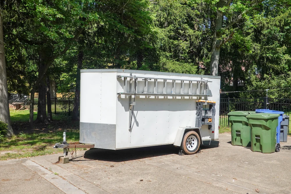 Commercial trash pickup for small businesses